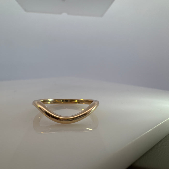 Bond Wave Wedding Band