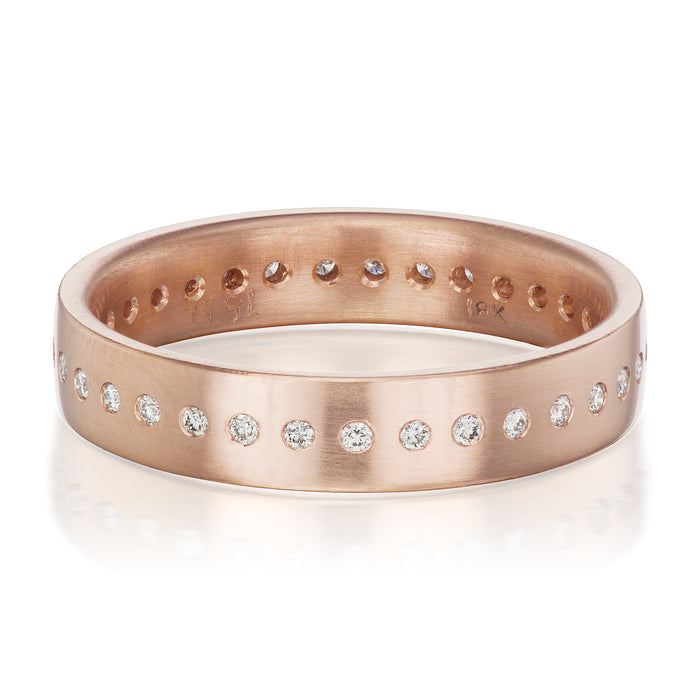 18K ROSE GOLD READE FULL ETERNITY WEDDING BAND WITH 0.15TCW ROUND BRILLIANT DIAMONDS (F/G COLOR SI CLARITY) BY G.ST CEREMONY.

BW: 4mm
BH: 1.5mm