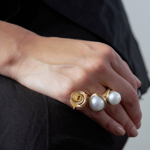 Diamond Rose Mini Ring Image 2