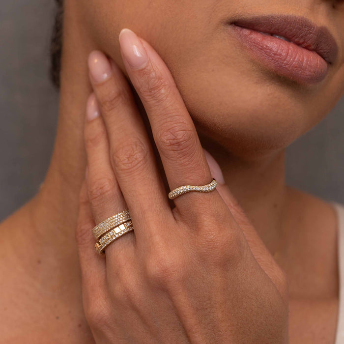 Diamond Pave Wavy Ring