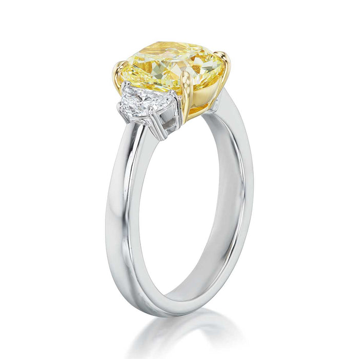2.68ct Fancy Light Yellow Diamond Engagement Ring