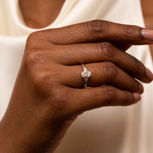 Petite Ann Engagment Ring Image 2