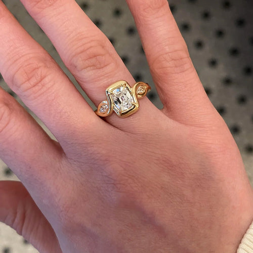 Layla Engagement Ring Image 2