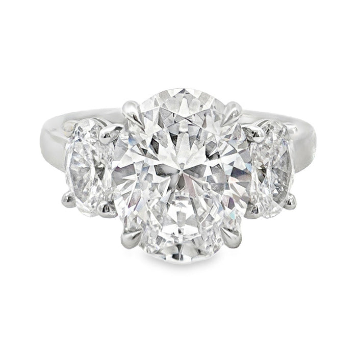 Grand Special 3 Stone Engagement Ring