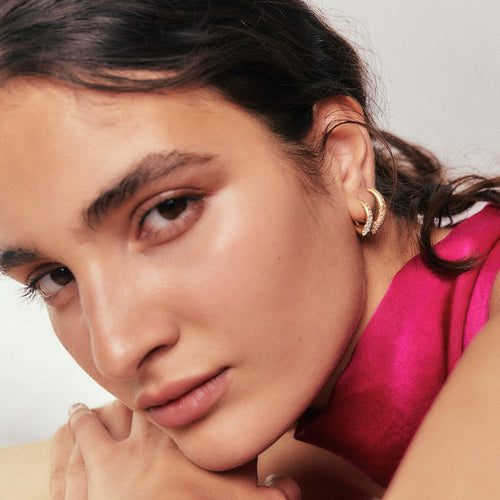 Diamond The Arch Power Mini Hoop Earrings Image 2