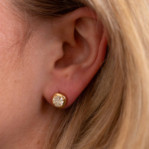 Cori Diamond Stud Earrings Image 2