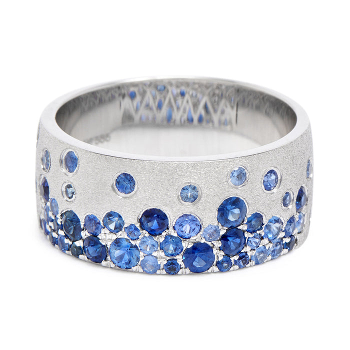 Scattered Sapphire Cigar Band