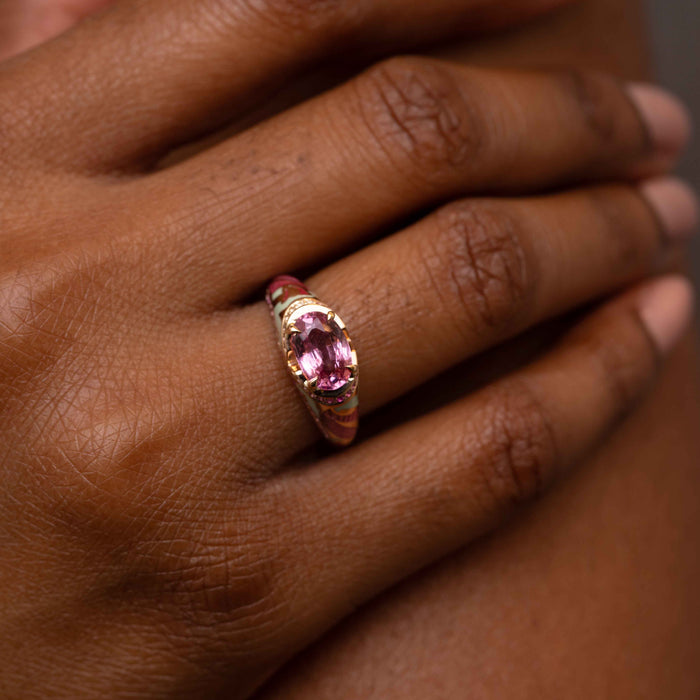 Rose Spinel V-Ring