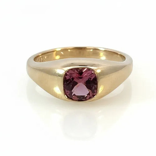 Rhodolite Garnet Lyra Signet Ring