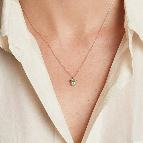 Beaded Emerald & Pearl Pendant Image 2