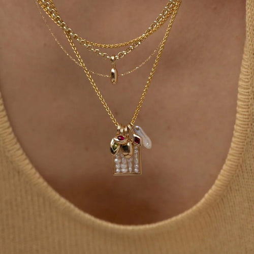 Small Weaving Pendant Necklace Image 2