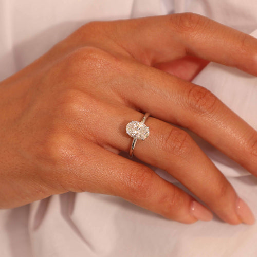 Baxter 2.01ct Lab Oval Cut Diamond Engagement Ring Image 2