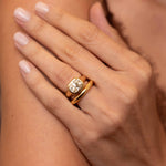 Large Leda Wedding Band