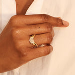 Petite ZAHA Vintage Halo Diamond