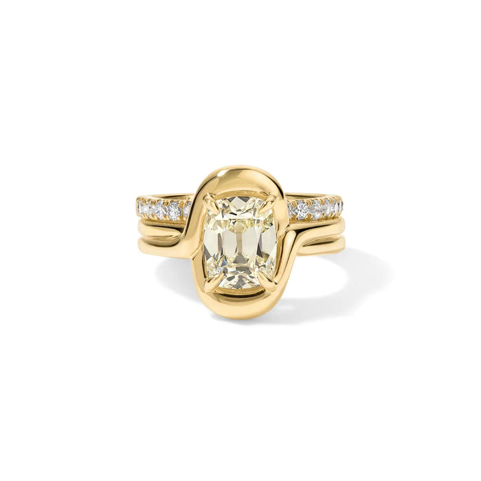Naoumi Engagement Ring