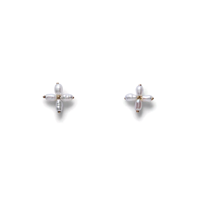 Small Pearl Clover Stitch Earrings