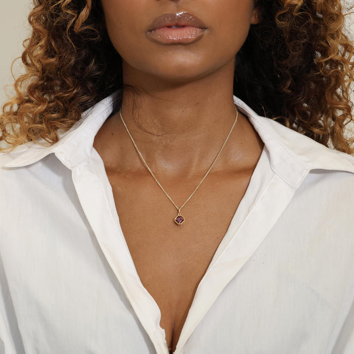 14K Yellow Gold 1.3mm Wheat Chain with Lobster Clasp.
