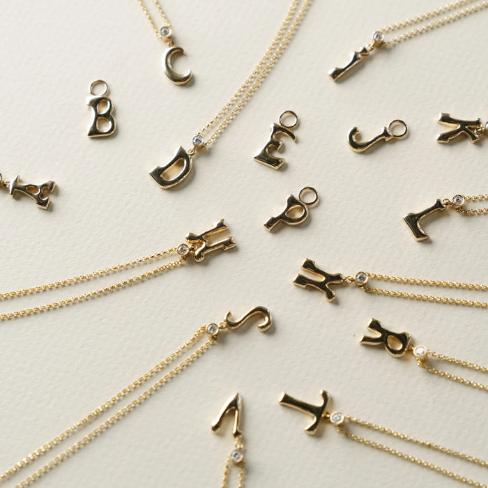 "Sanse" Small Letter and Diamond S Necklace