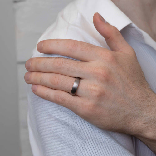 5mm Platinum & Rose Gold Wedding Band Image 2