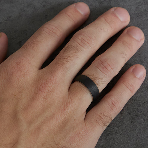 7.5mm White Gold & Black Carbon Fiber Wedding Band Image 2