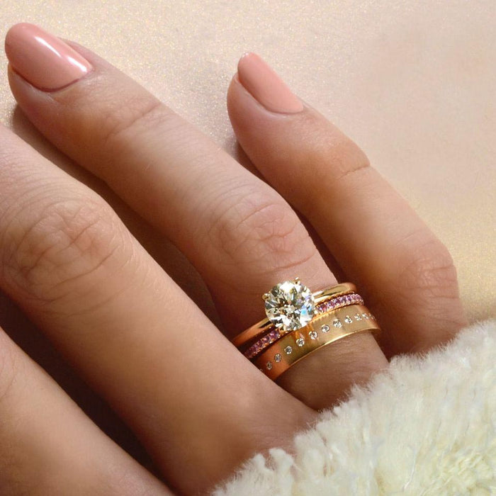 18K ROSE GOLD READE FULL ETERNITY WEDDING BAND WITH 0.15TCW ROUND BRILLIANT DIAMONDS (F/G COLOR SI CLARITY) BY G.ST CEREMONY.

BW: 4mm
BH: 1.5mm