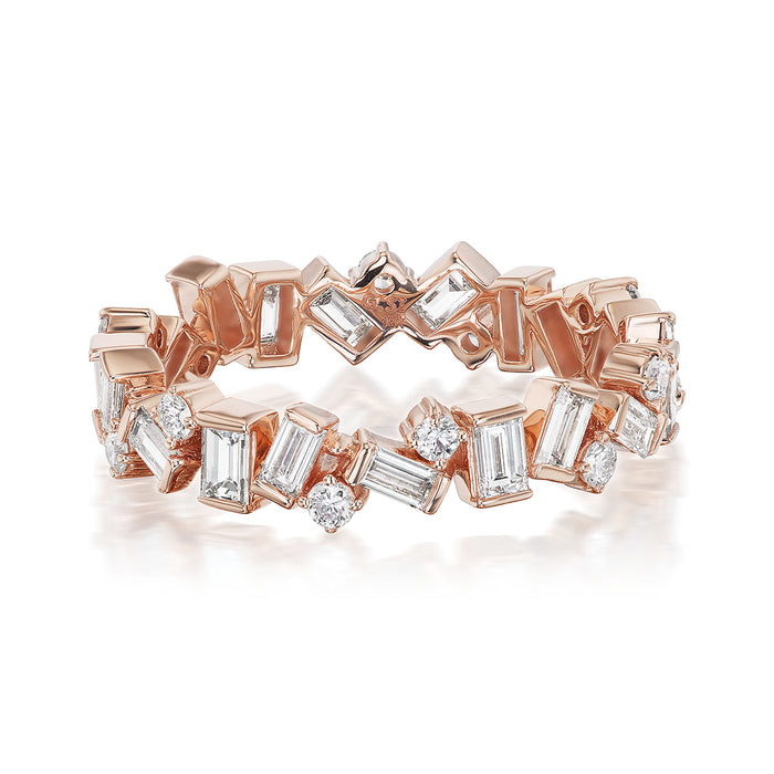 14K ROSE GOLD LEONARD FULL ETERNITY WEDDING BAND FEATURING 1.33TCW OF BAGUETTE DIAMONDS AND 0.26TCW OF ROUND BRILLIANT DIAMONDS, BY G.ST CEREMONY.

BW: 3.7mm
BH: 2.2mm