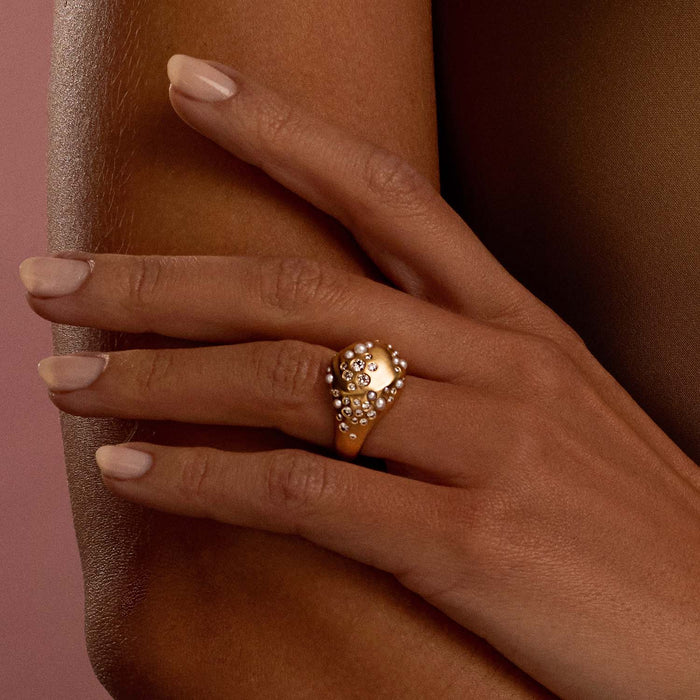 Drop Shine Round Ring