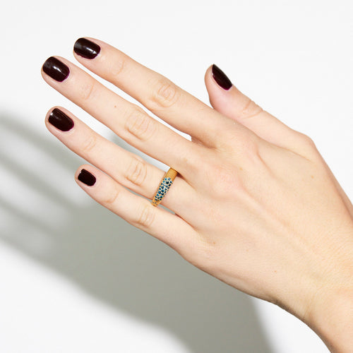Blue Diamond The Arch Prosperity Stripe Small Ring Image 2