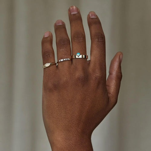 Diamond Pillar Ring Image 2