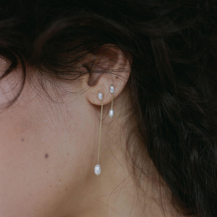 Short Pearl Shower Earring Studs