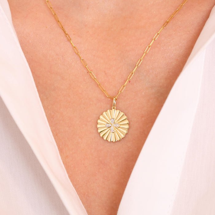 Pleated Diamond Clover Necklace
