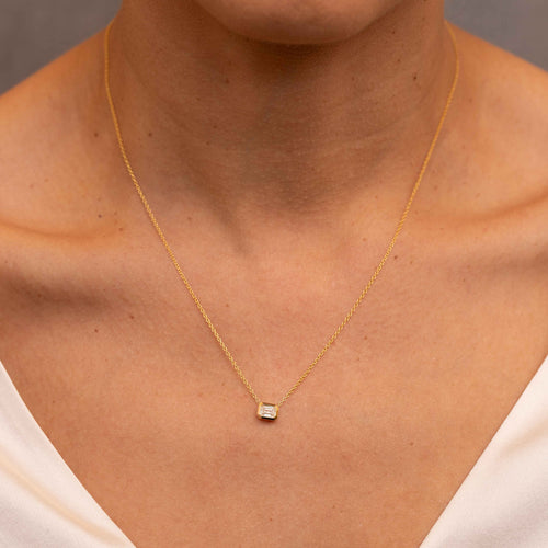 Diamond Bezel Set Pendant Necklace Image 2