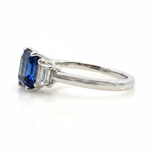 Sapphire & Diamond 3-Stone Statement Ring Image 2