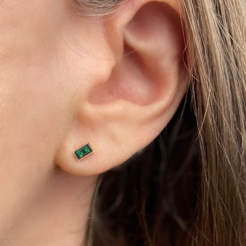 Emerald Baguette Stud Earrings Image 2